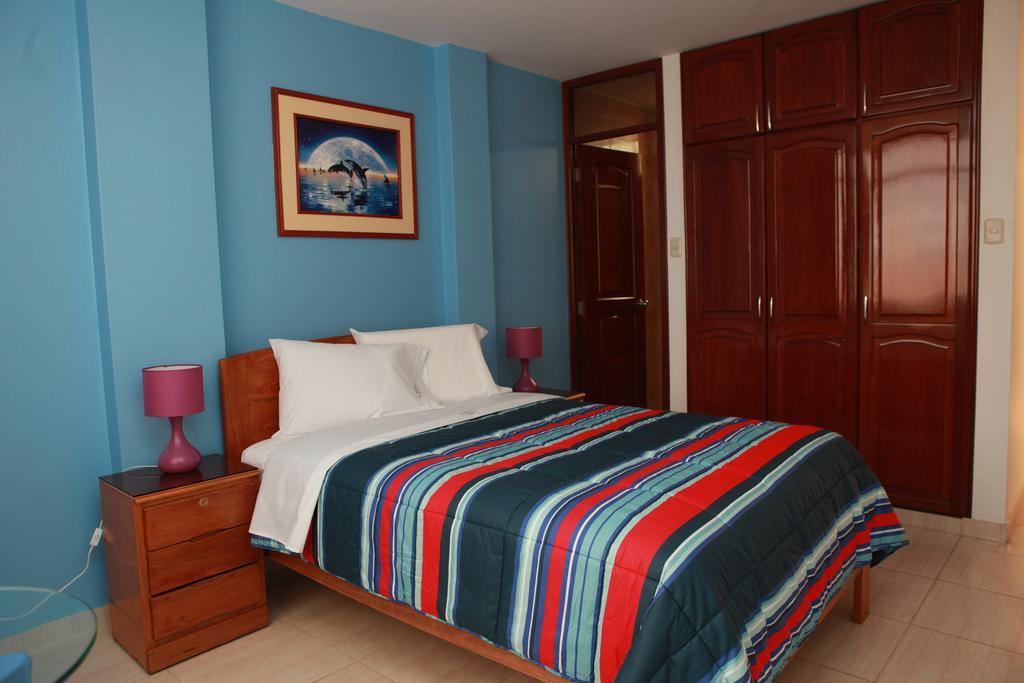Hostal El Condado Trujillo Room photo